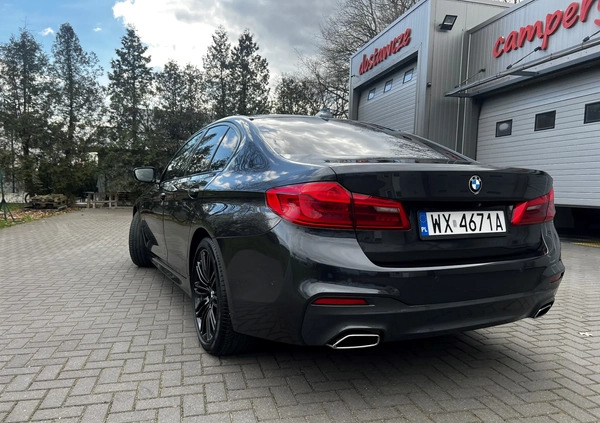 BMW Seria 5 cena 135000 przebieg: 229931, rok produkcji 2018 z Józefów małe 379